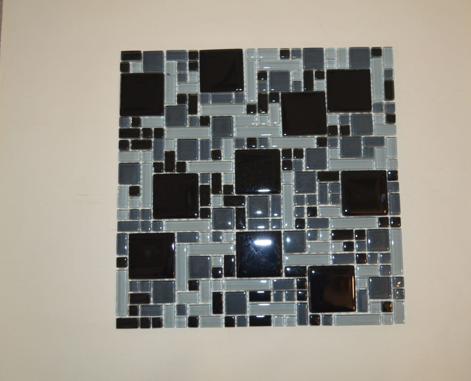 Black, Grey & Light Olive Green Geometric Glass Mosaic Tile-300*300*8mm-11sheets-1m2-Code: 8WYG-06_1