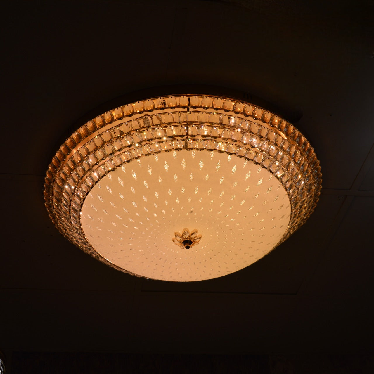 Luxury Crystal LED Flush Mount Ceiling Light Gold Round