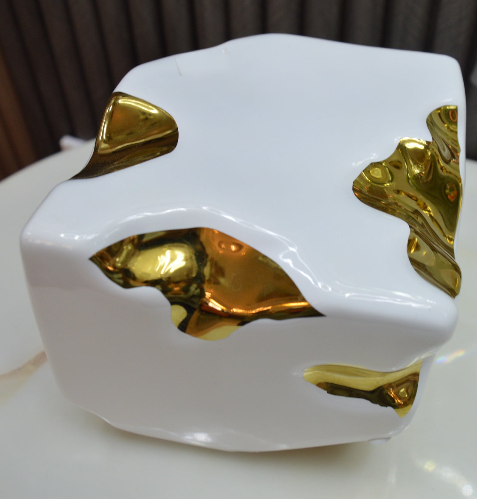 Gold-seamed White Vase Kintsugi-inspired Ceramic Pottery Home Decor