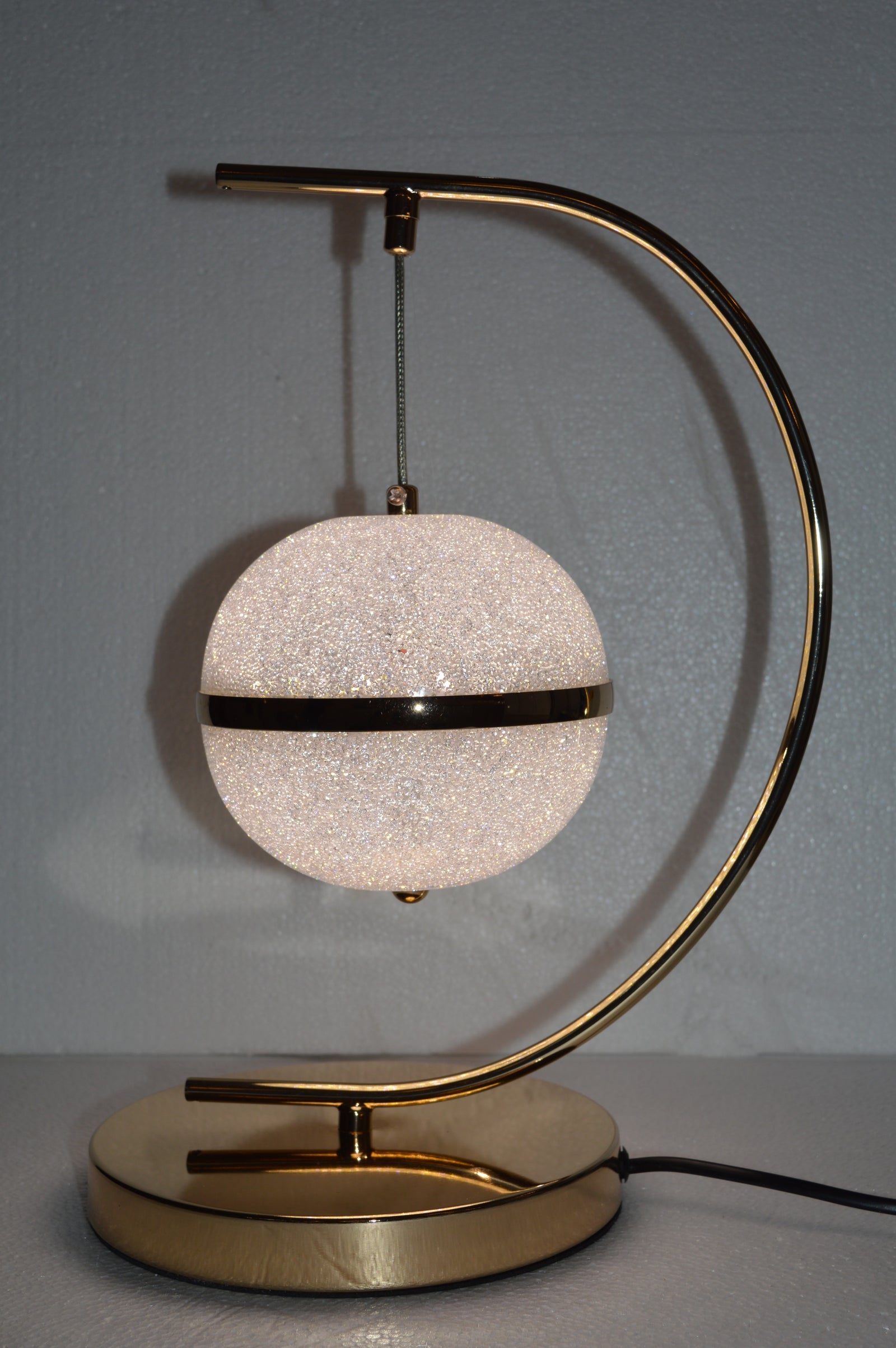 Luxury Gold Circular Crystal LED Table Lamp Modern Ring Bedside Floor Lamp Home
