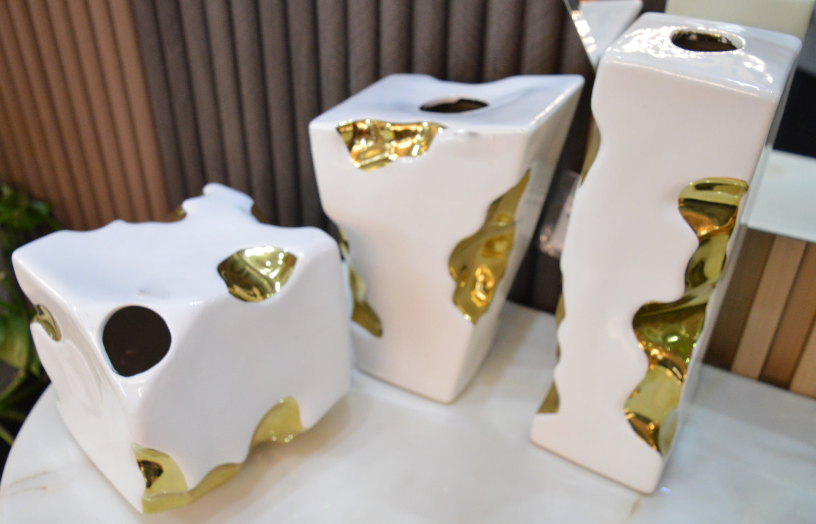 Gold-seamed White Vase Kintsugi-inspired Ceramic Pottery Home Decor