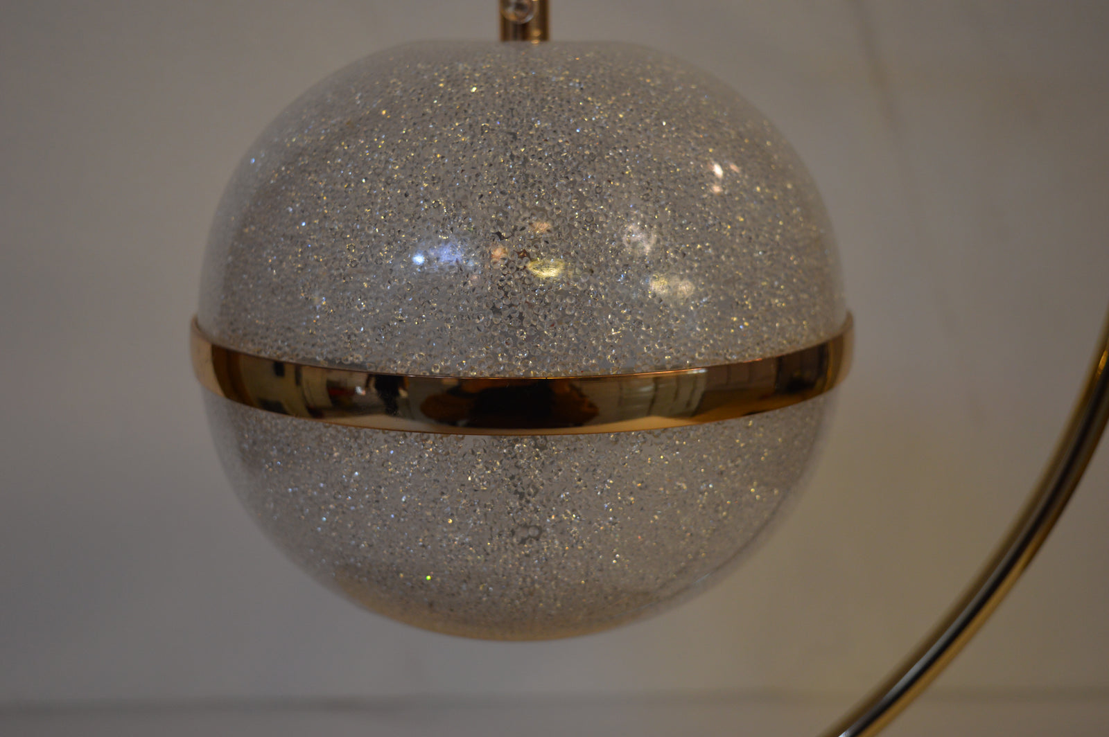 Luxury Gold Circular Crystal LED Table Lamp Modern Ring Bedside Floor Lamp Home