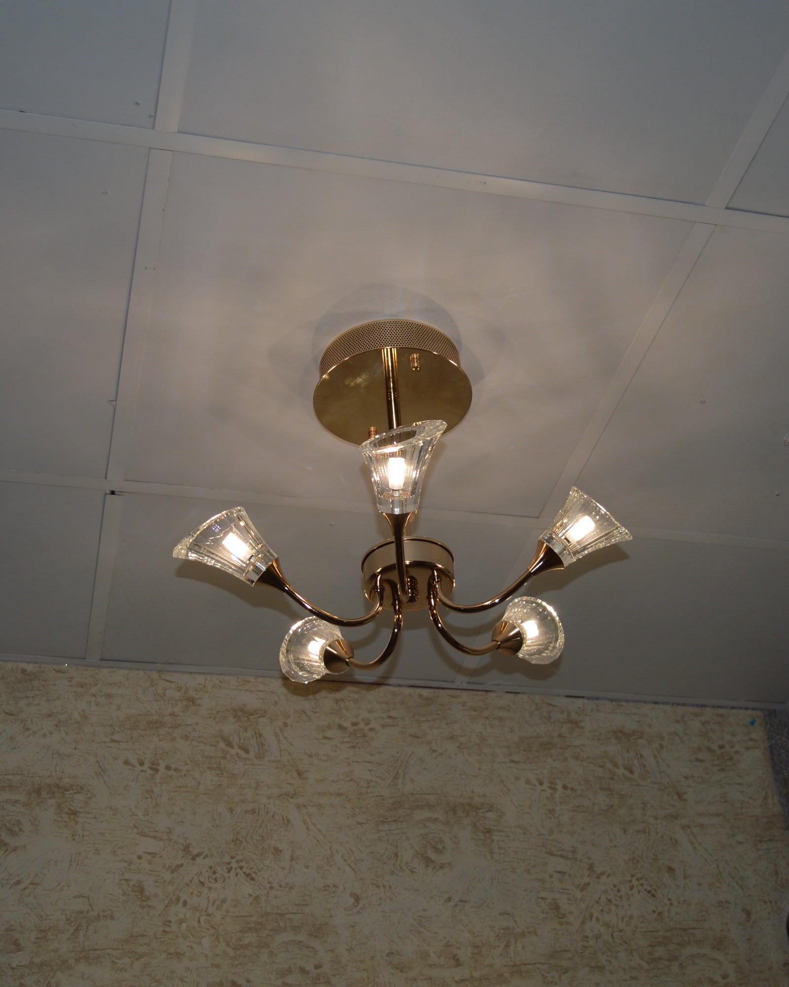 Luxury Crystal Glass Ceiling Chandelier – Modern LED Pendant 02 Colour 02 Size