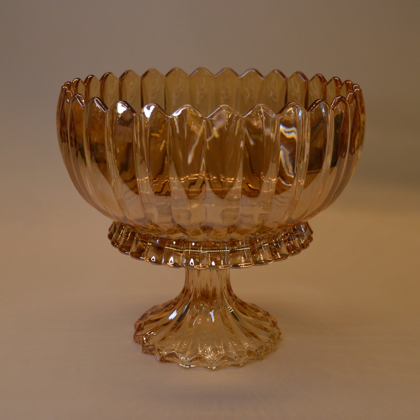 Revolving Crystal Bowl Stand for Fruits Vegetables Baskets Creative Fruit Dish Basket Luxurious Fruit Basket/Bowl