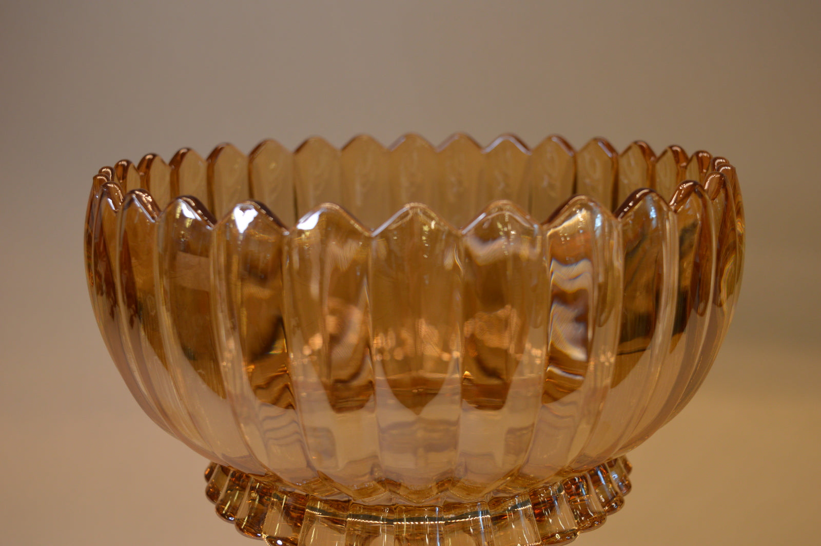 Revolving Crystal Bowl Stand for Fruits Vegetables Baskets Creative Fruit Dish Basket Luxurious Fruit Basket/Bowl