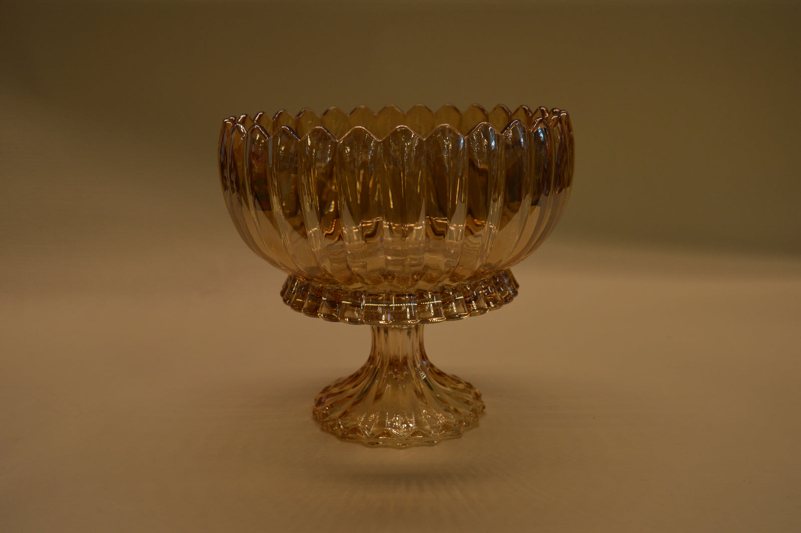 Revolving Crystal Bowl Stand for Fruits Vegetables Baskets Creative Fruit Dish Basket Luxurious Fruit Basket/Bowl