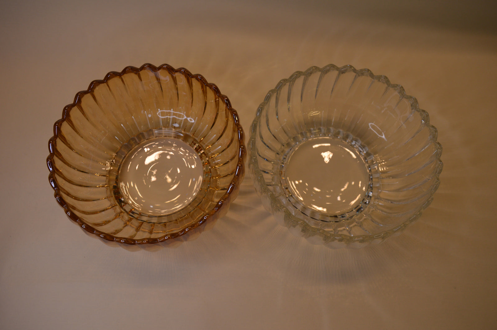 Revolving Crystal Bowl Stand for Fruits Vegetables Baskets Creative Fruit Dish Basket Luxurious Fruit Basket/Bowl