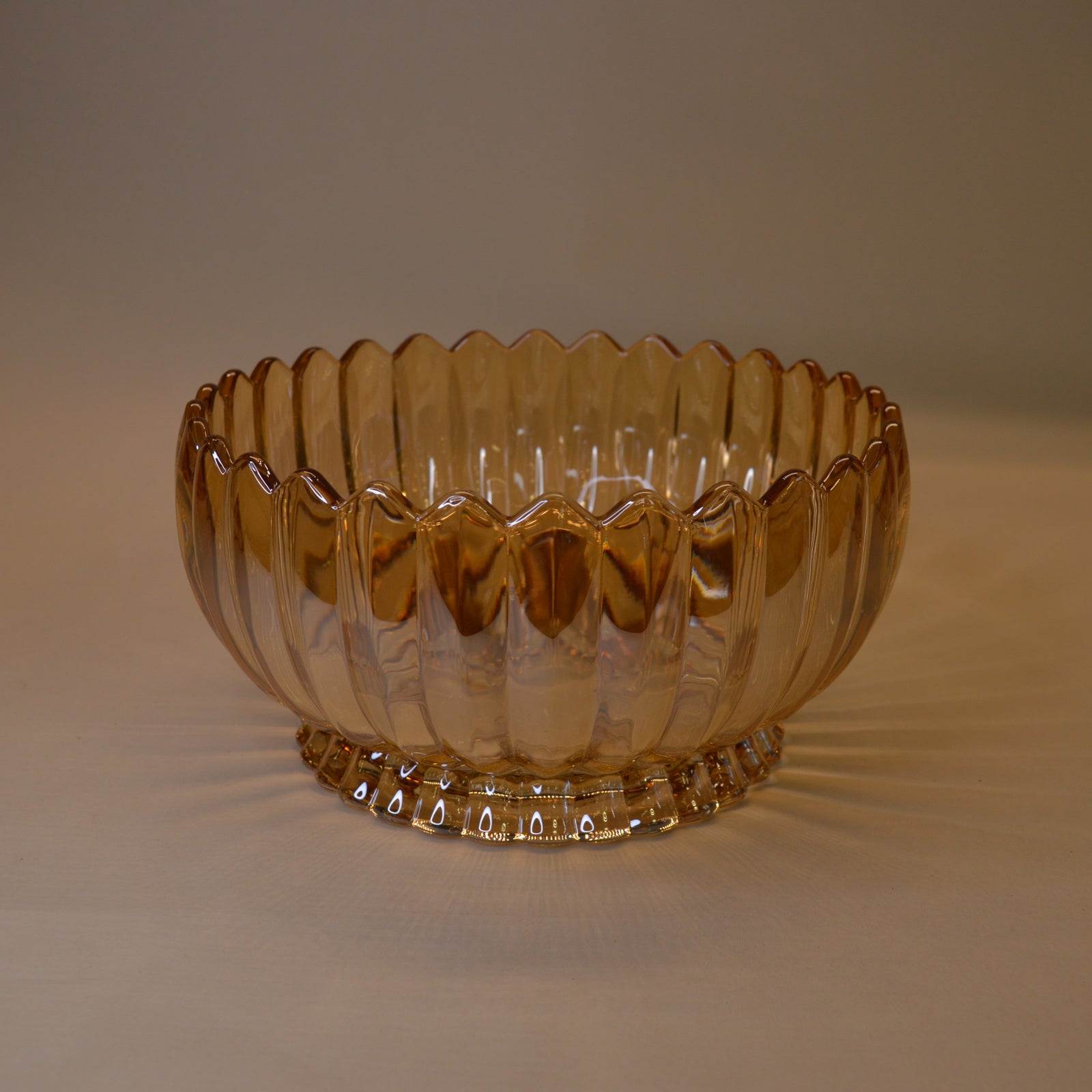 Revolving Crystal Bowl Stand for Fruits Vegetables Baskets Creative Fruit Dish Basket Luxurious Fruit Basket/Bowl