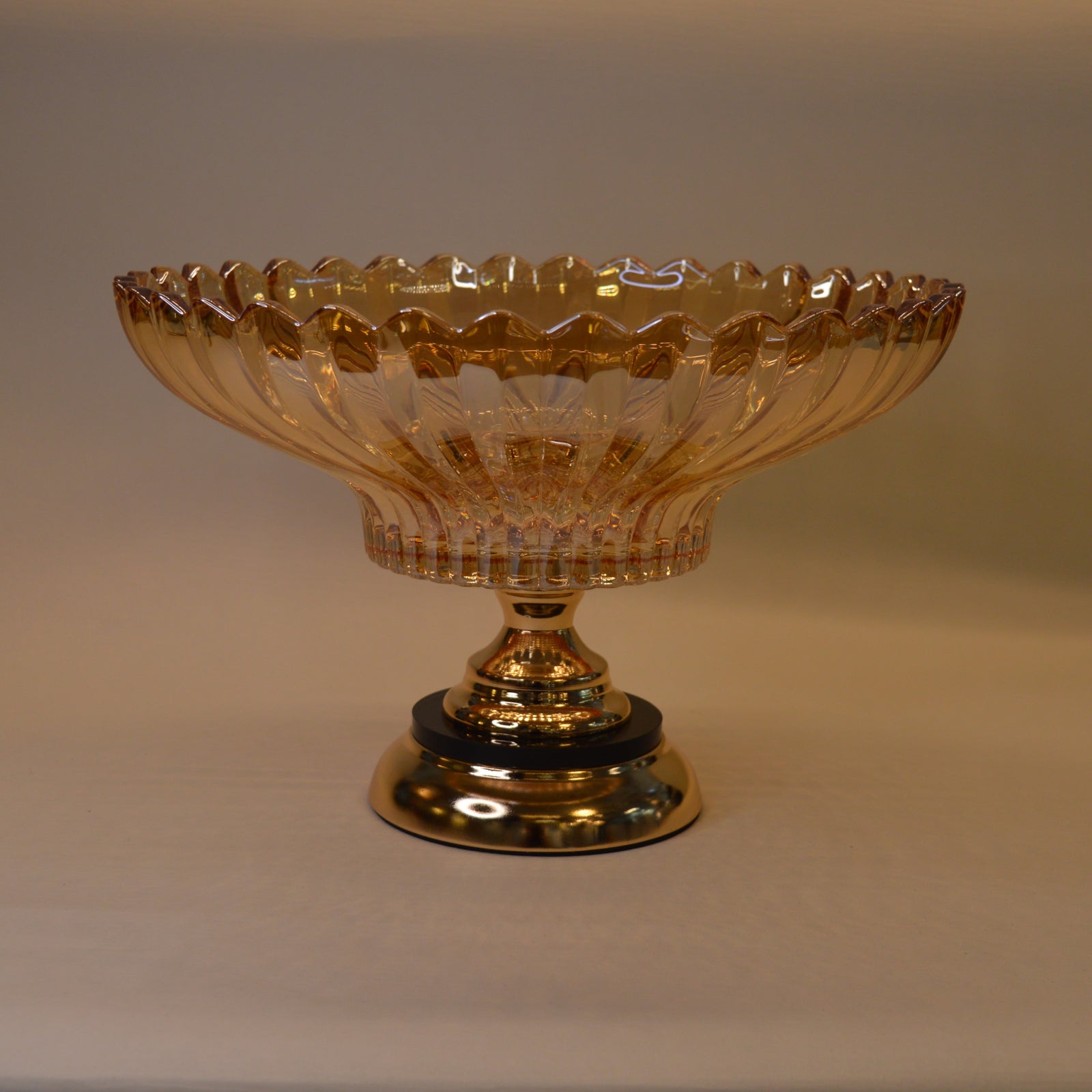 Revolving Crystal Bowl Stand for Fruits Vegetables Baskets Creative Fruit Dish Basket Luxurious Fruit Basket/Bowl