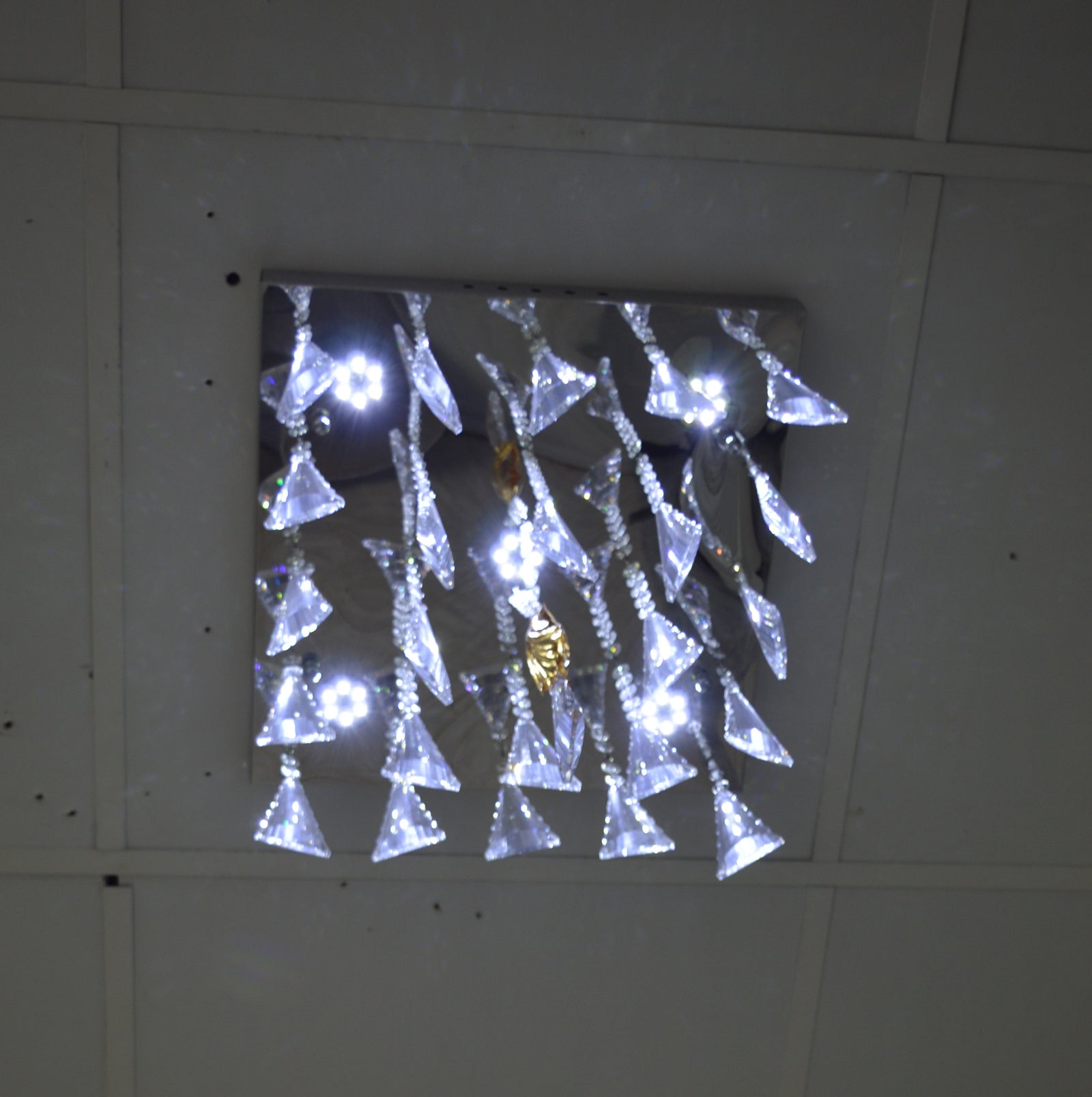 Luxury Crystal LED Flush Mount Ceiling Light – Modern Square Raindrop Chandelier