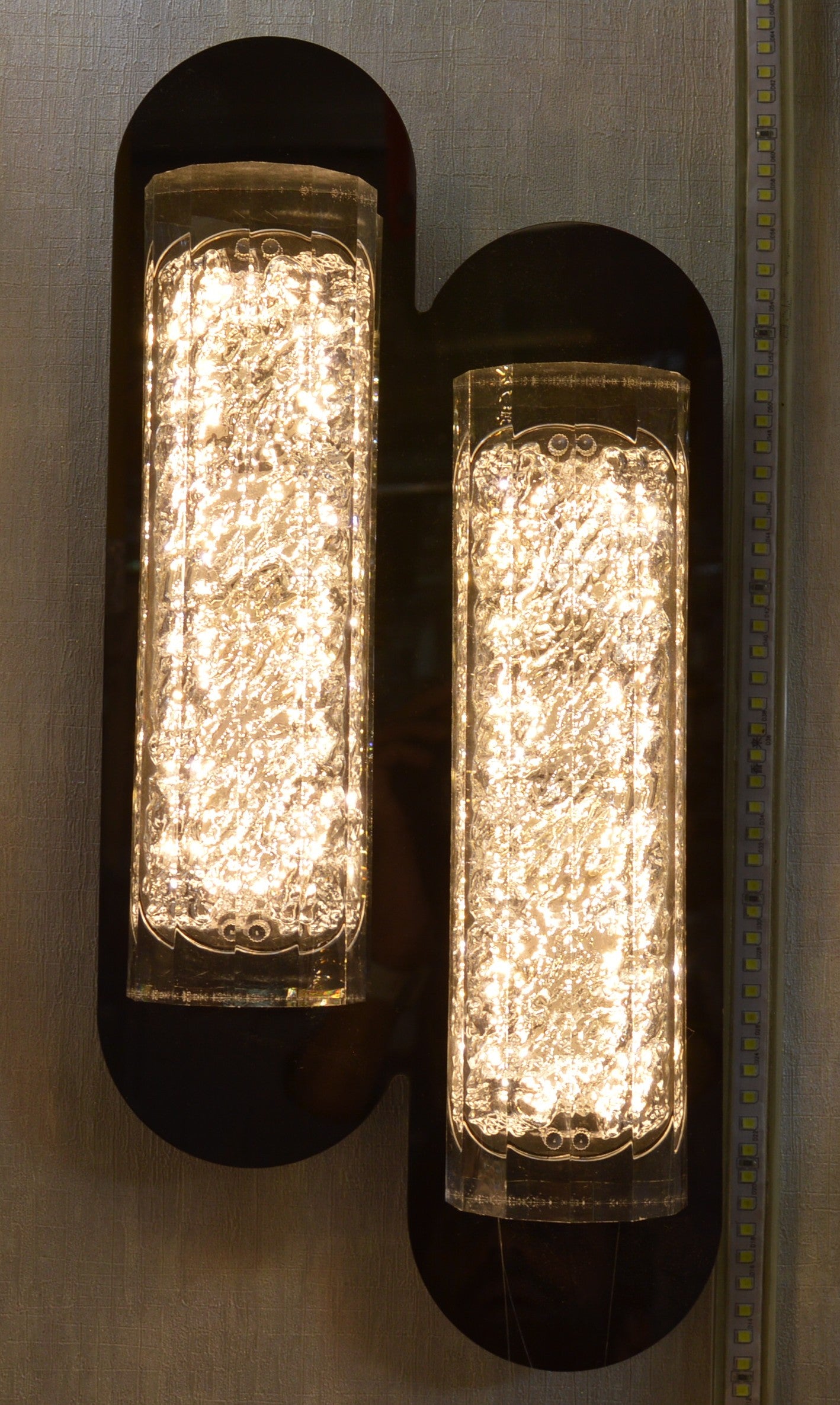Glacier Dual Crystal LED Wall Light – Luxury Modern Decorative Sconce