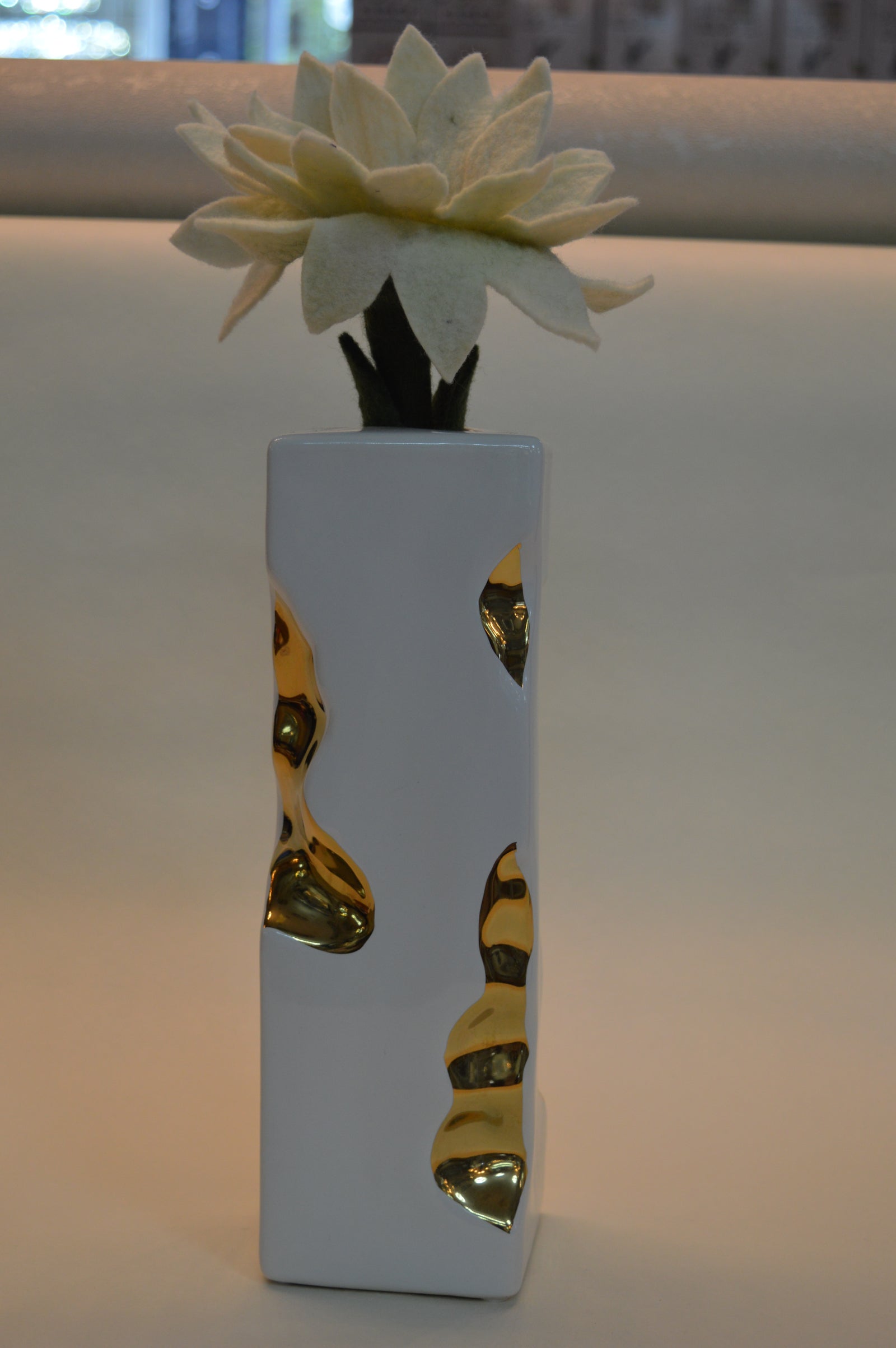 Home Décor White Cheese Flower Vase Ornaments in three different sizes -Gold