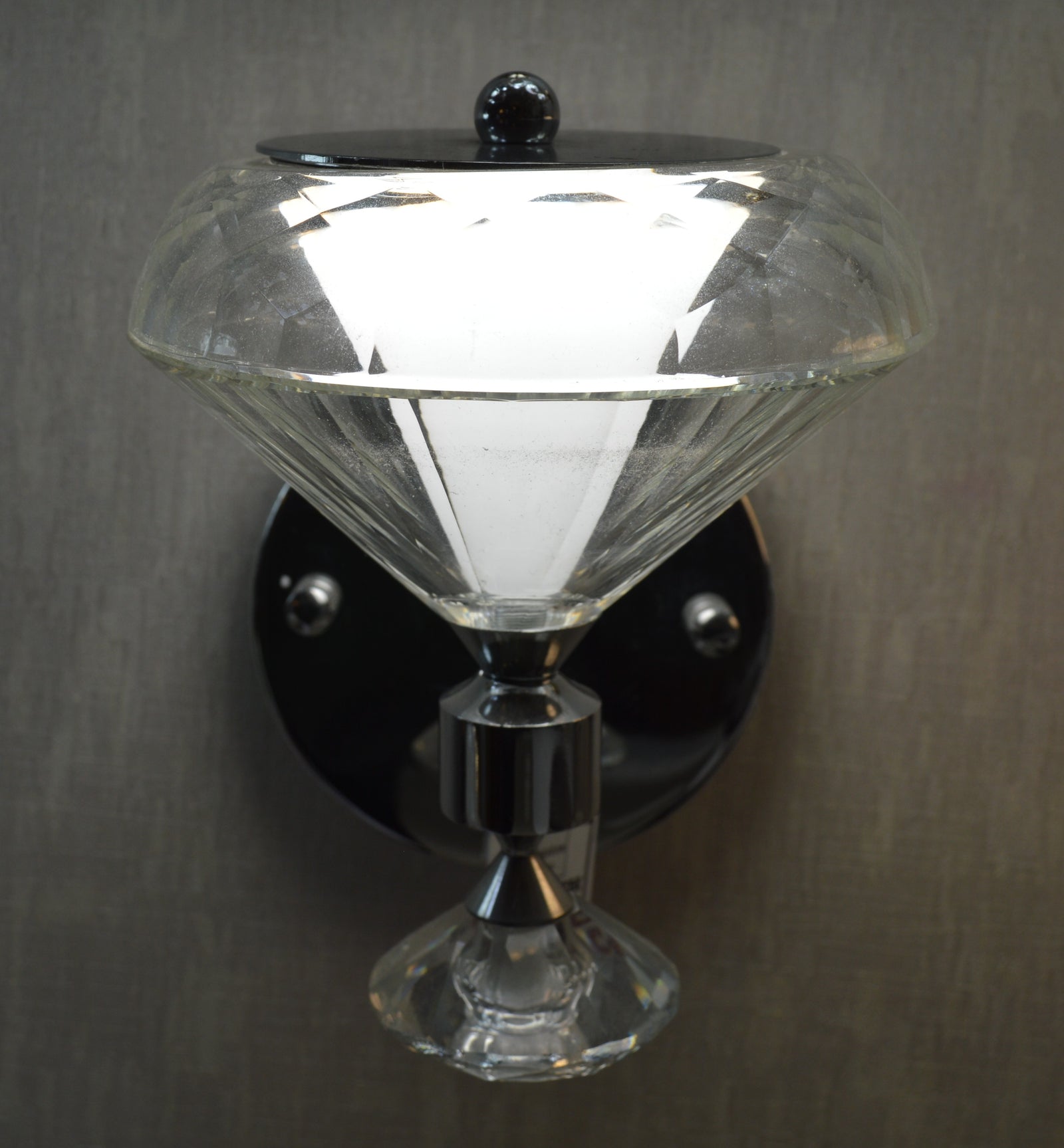 Crystal Cone Luxury Wall Light – Modern Decorative Sconce