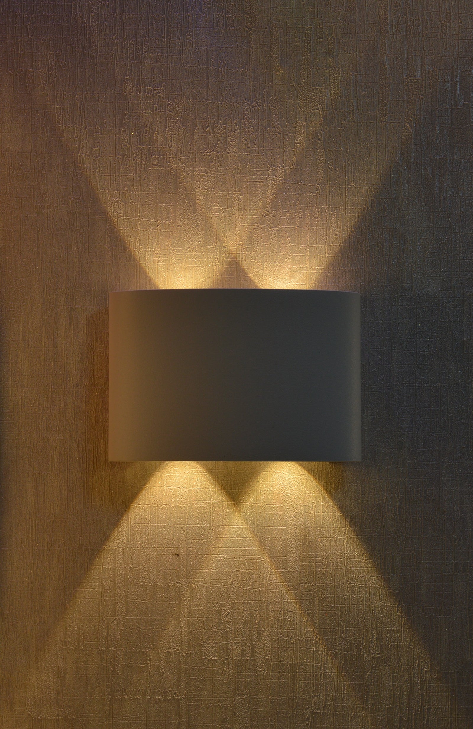 Modern Dual Beam LED Wall Light – Minimalist Up & Down Light