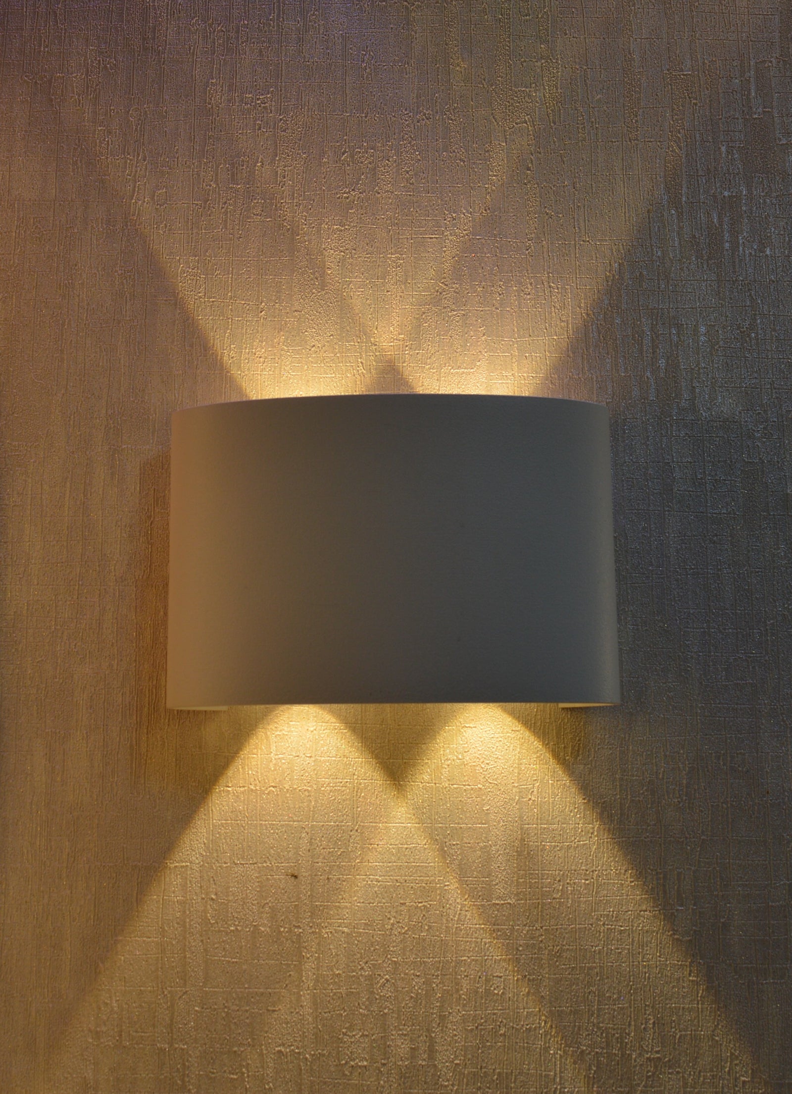 Modern Dual Beam LED Wall Light – Minimalist Up & Down Light