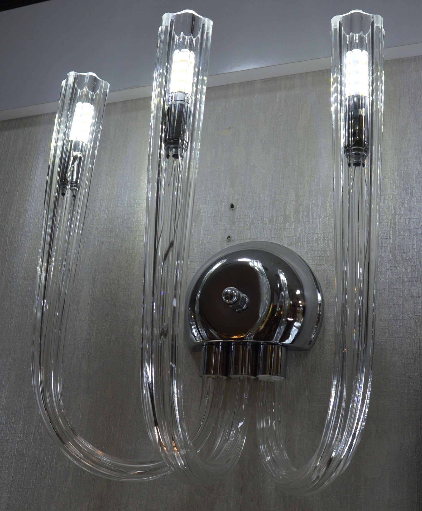 Luxury Crystal Wall Light – Triple Arm Modern Glass Wall Sconce