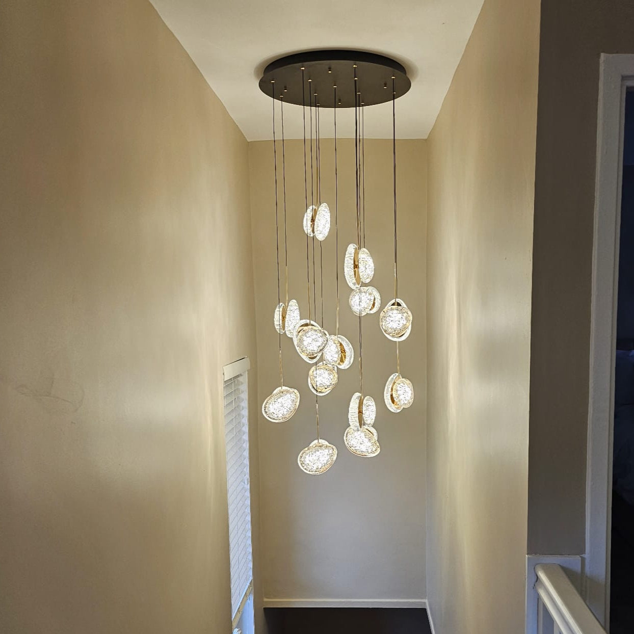 Modern Crystal Design Black and Gold Color Hanging LED Chandelier/Ceiling Light with Color Changing Dimmable+Remote control-2325