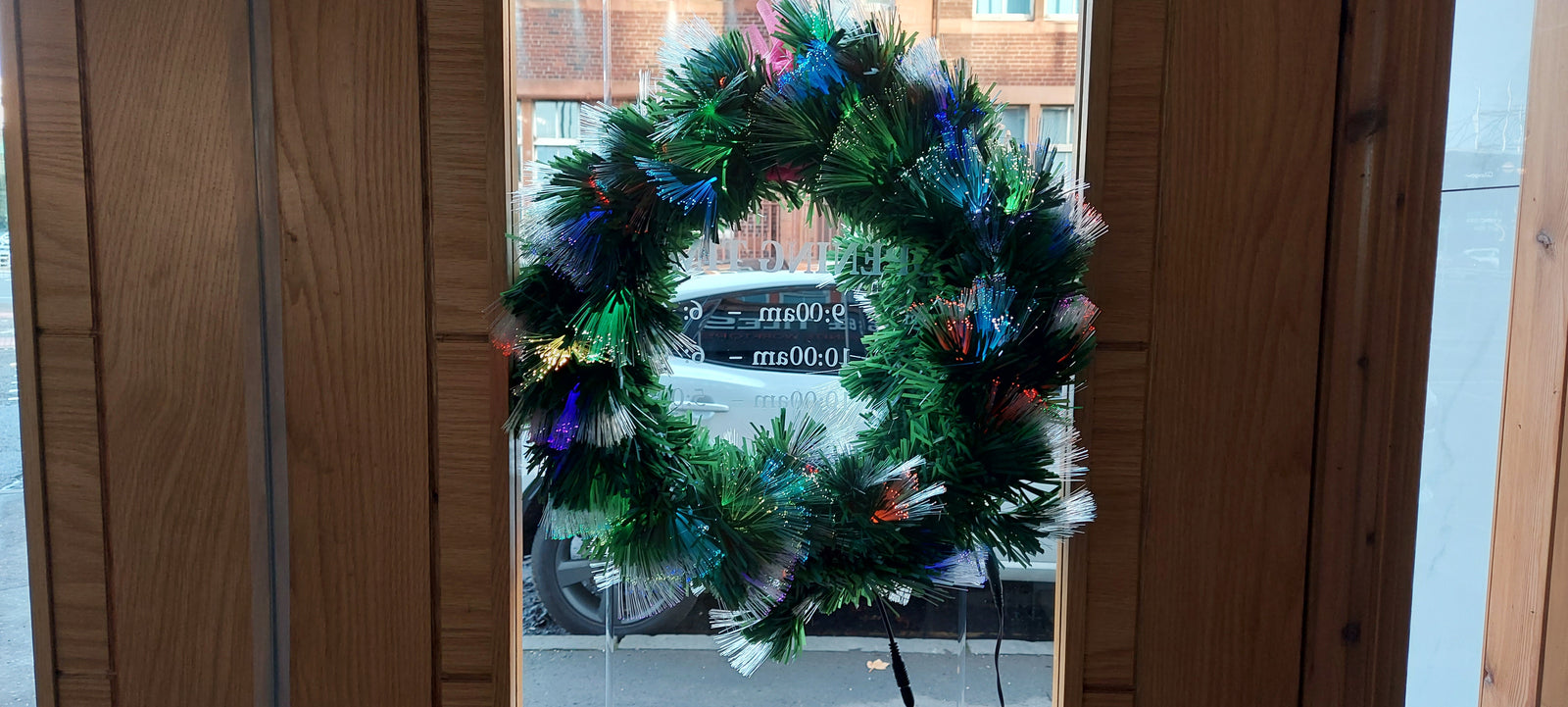 Wreath with Colourful LED Lights for Christmas Decoration