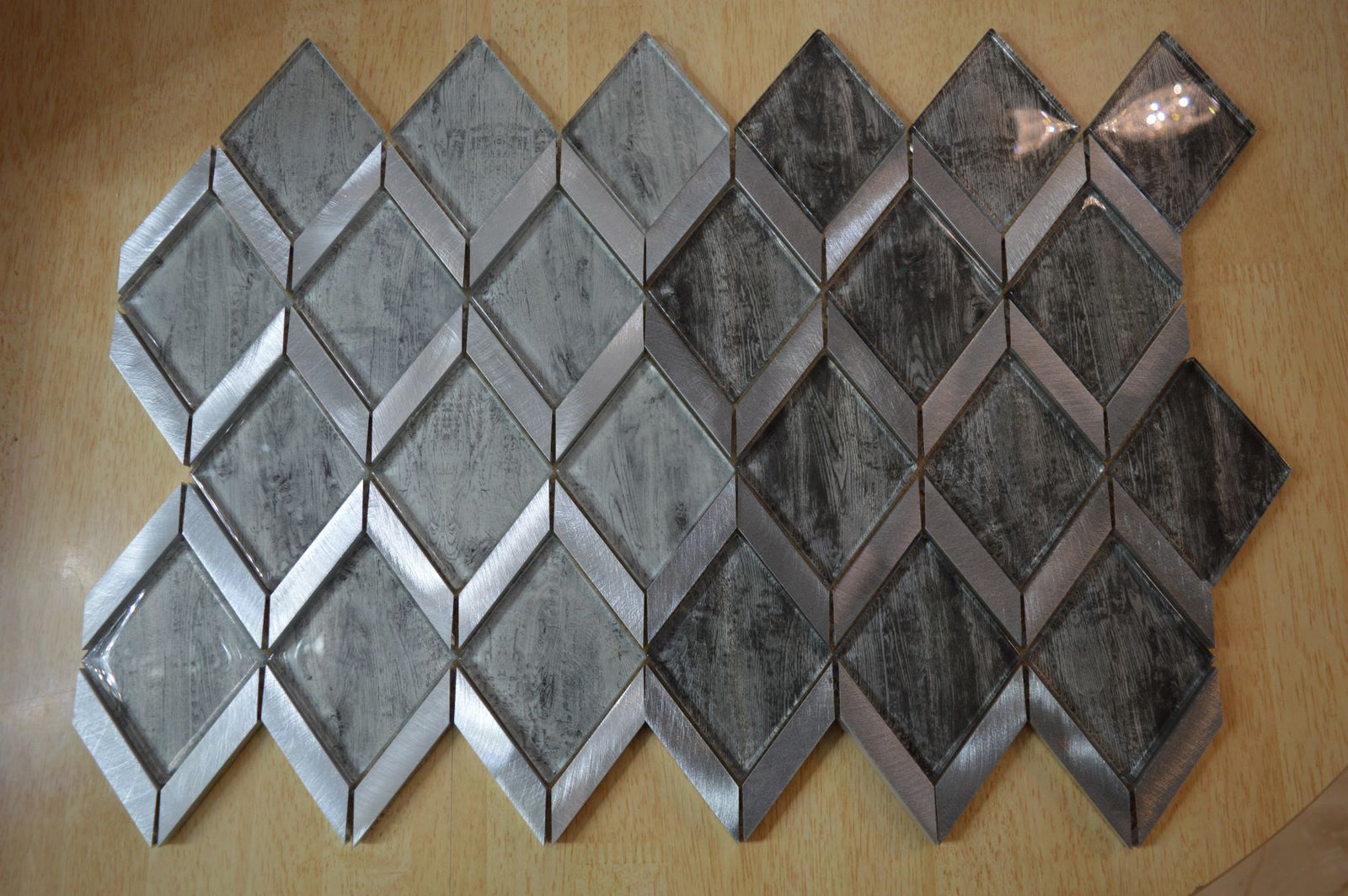 Light Grey Rhombus Mosaic Tile-330 x 255 x 8 mm-12sheets-1m2-RE-GL01