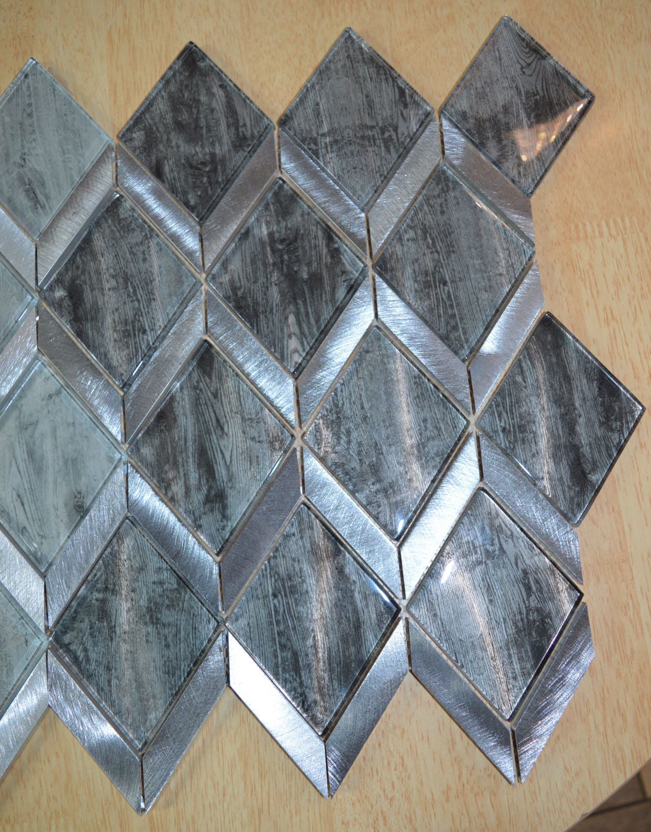 Light Grey Rhombus Mosaic Tile-330 x 255 x 8 mm-12sheets-1m2-RE-GL01