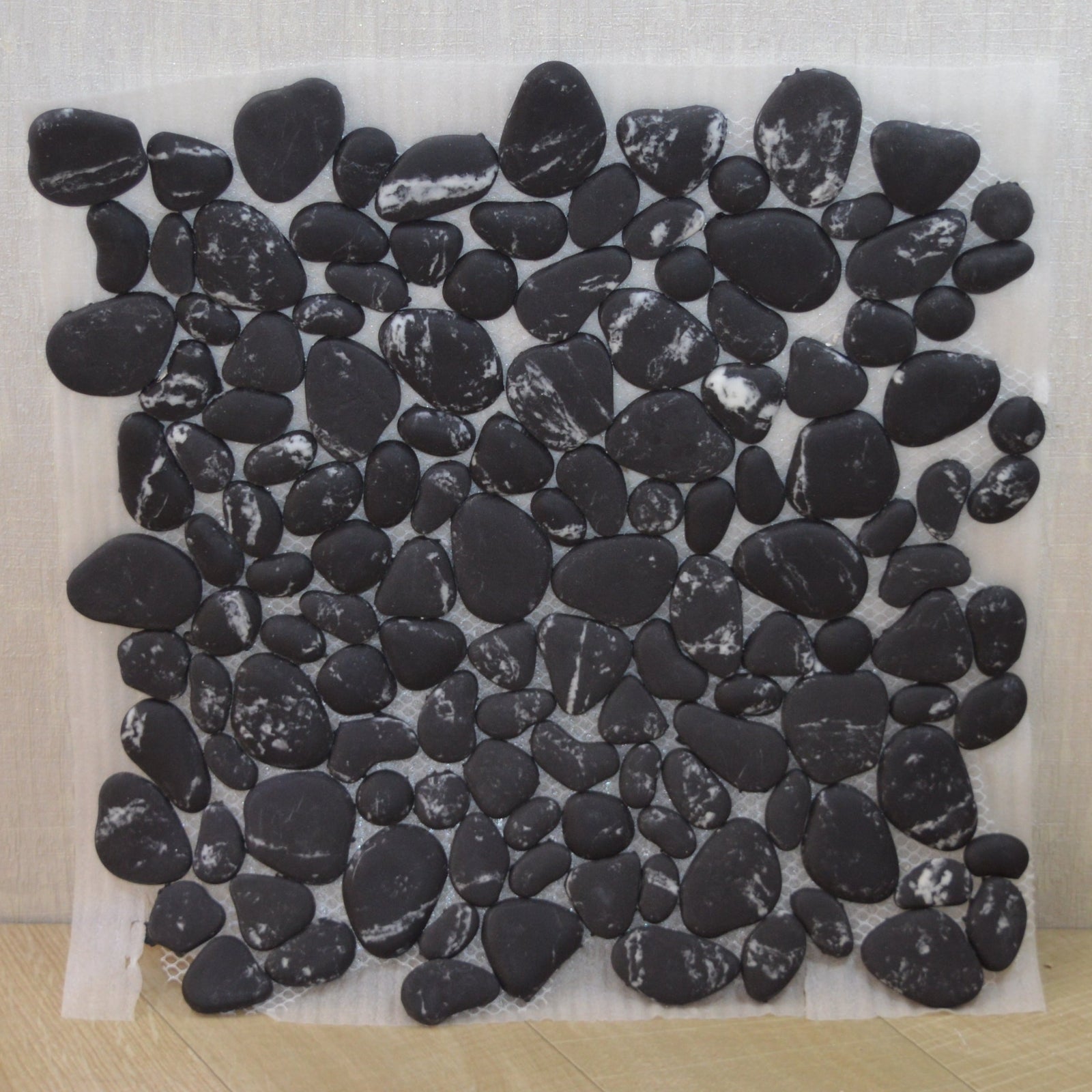 Black & White Stones Pebbles Mosaic Tiles-305*305*6mm-11sheets-1m2-DXMQ6
