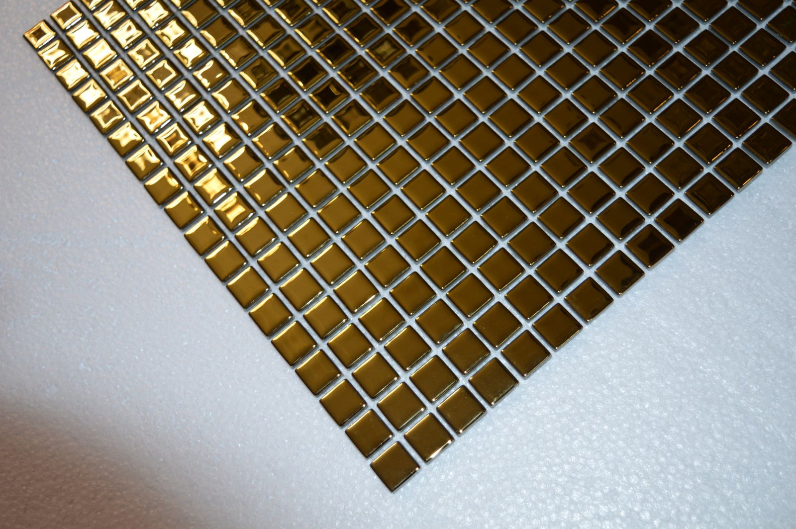 Mirrored Gold Glass Mosaic Tile-300*300*8mm-11sheets-1m2-25PGOld