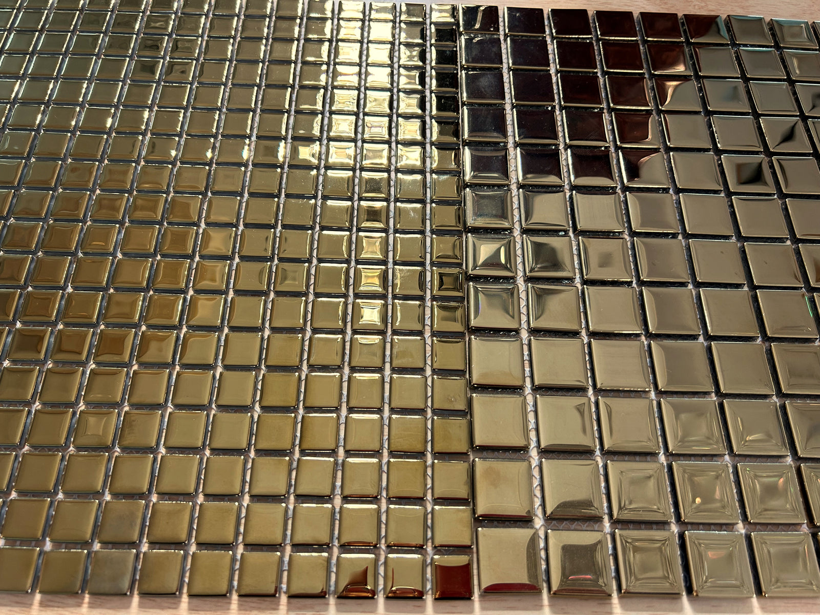 Mirrored Gold Glass Mosaic Tile-300*300*8mm-11sheets-1m2-25PGOld