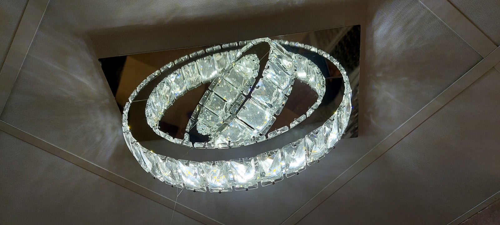 Modern Luxury Crystal LED Ceiling Chandelier with Dual Oval Rings