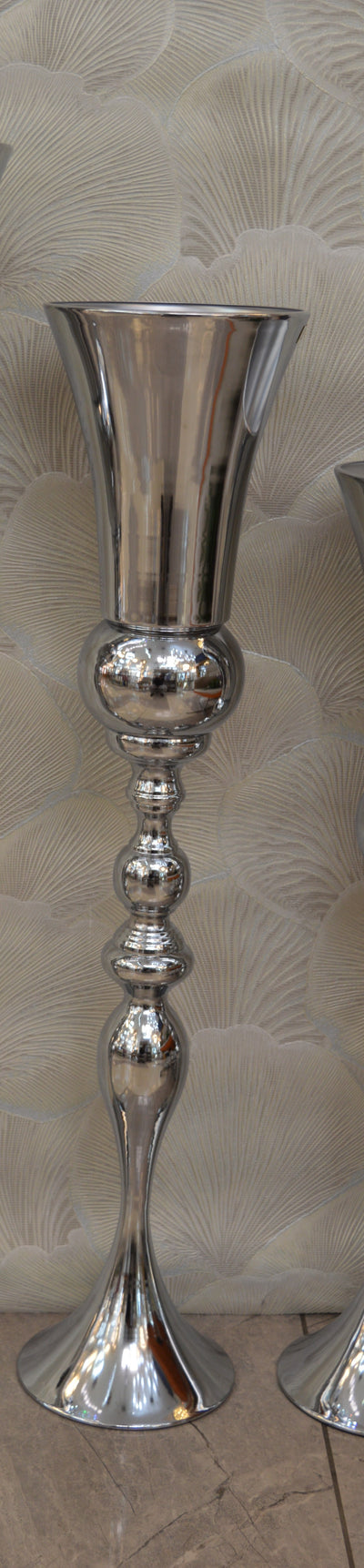Home Décor Flower Vase in three different sizes in chrome & Gold-9102