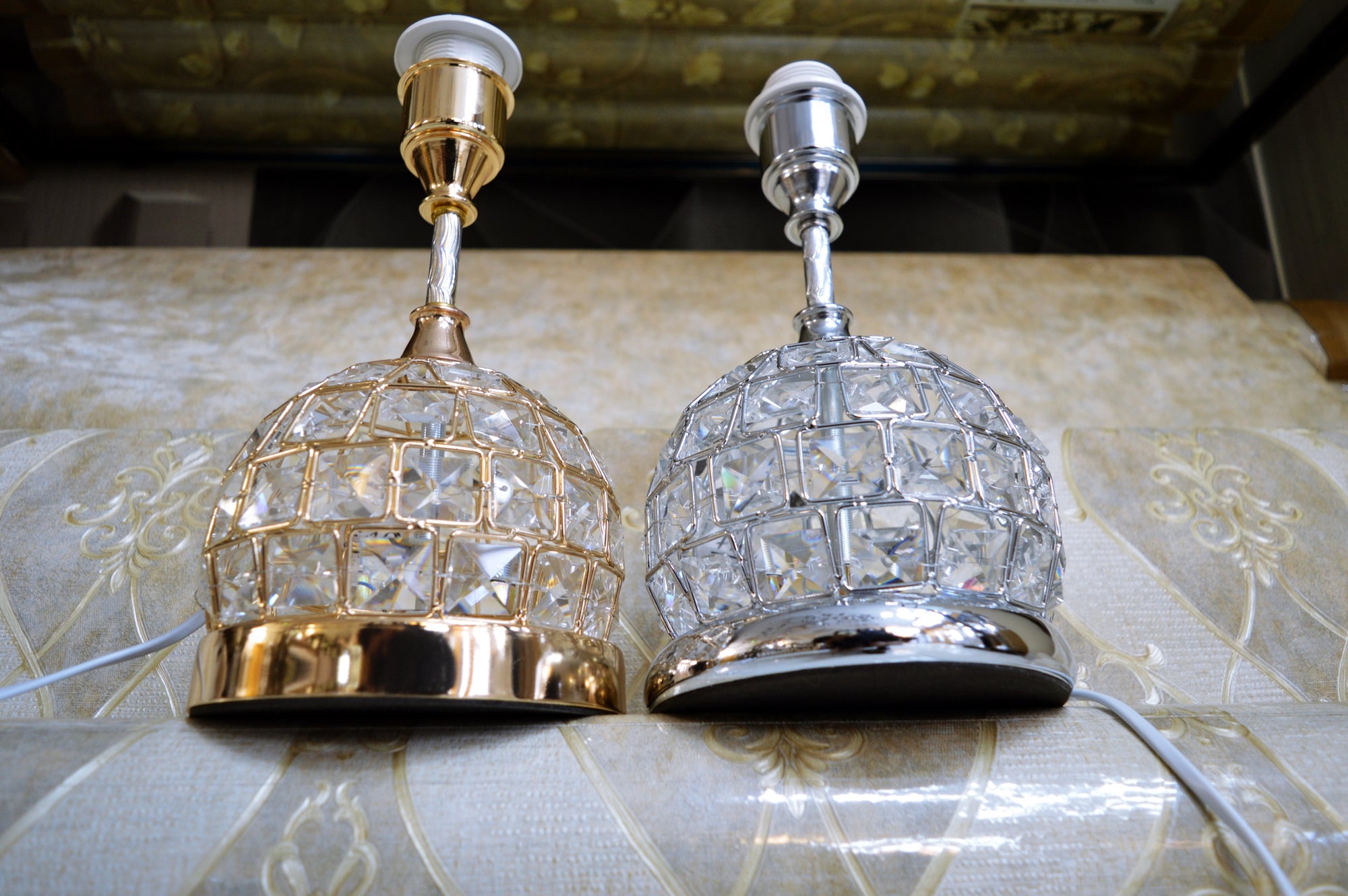 Modern crystallic table lamp with incorporated LED-Without Lamp Shade