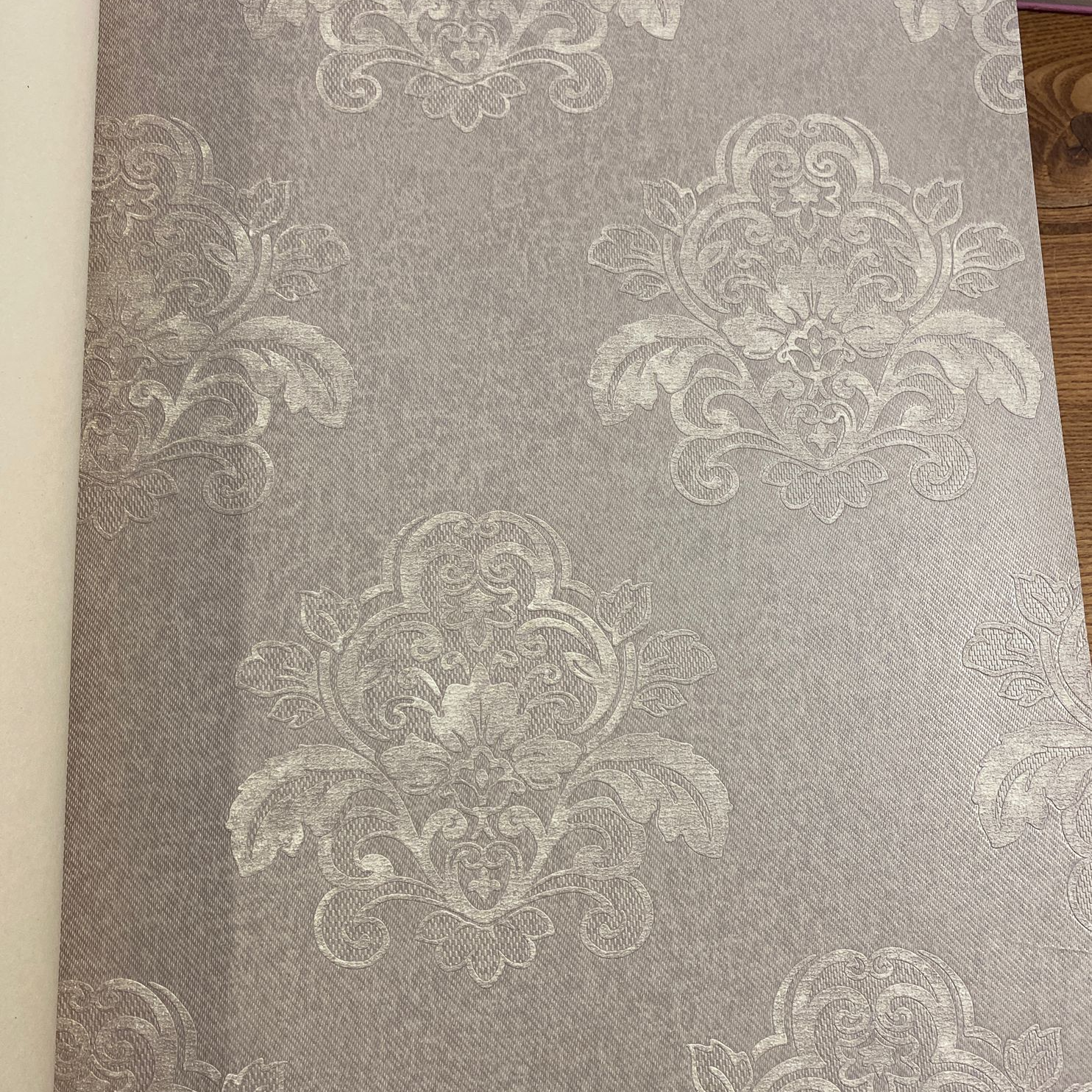 Legend Wallpapers-DK.81143-3