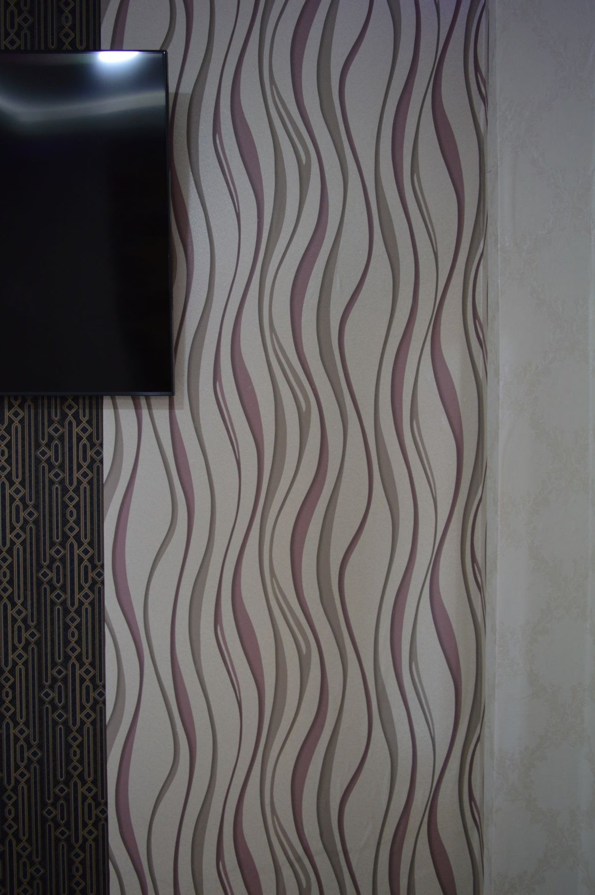 Legend Wallpapers- DK.81144-4