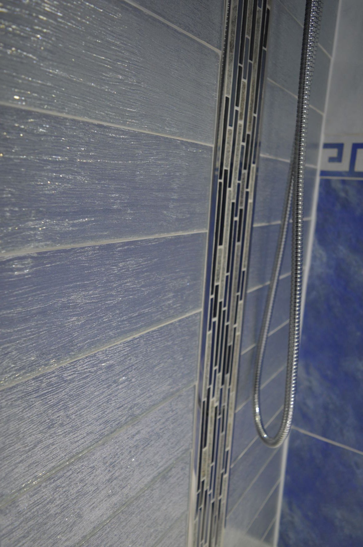 Black Glass & Stone Lined Mosaic Tiles-300*300*8mm-11sheet-1m2-PTLN-06-01