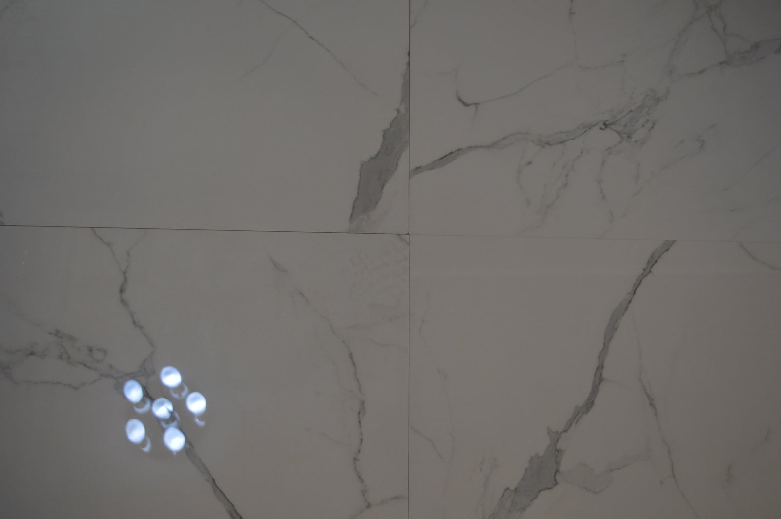 White Marble Effect Glossy Porcelain Tiles Wall & Floor Tiles-600*600*10.5mm-ELN05560S