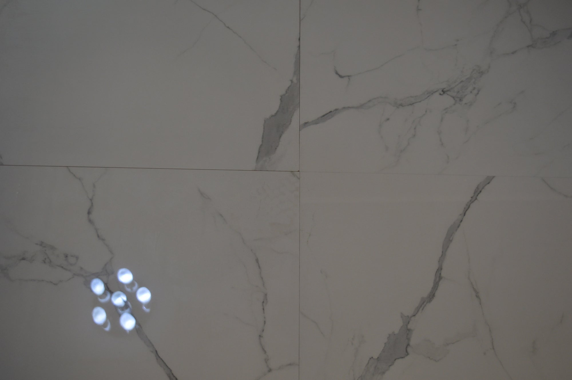 White Marble Effect Glossy Porcelain Tiles Wall & Floor Tiles-600*600*10.5mm-ELN05560S