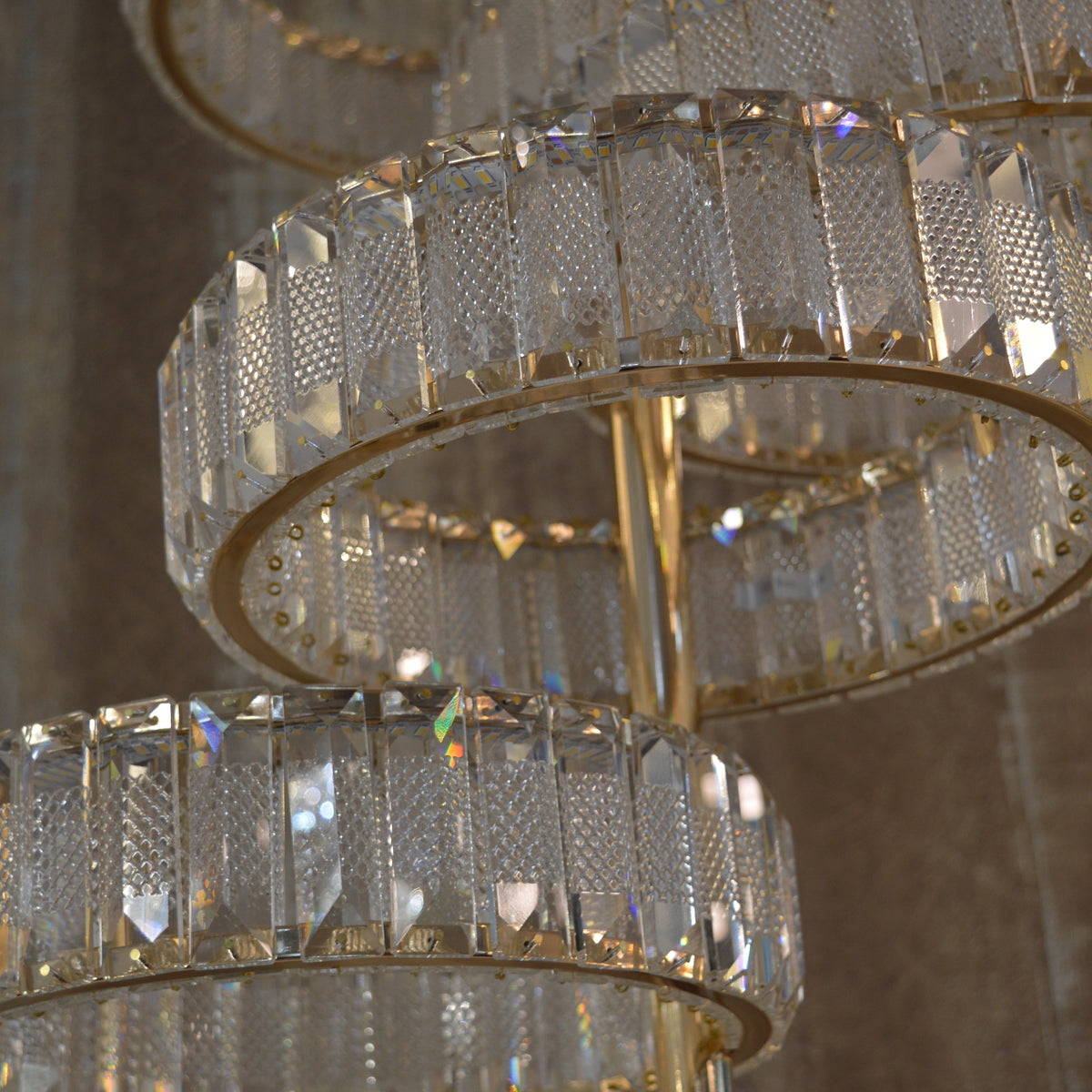 Modern Crystal Pendant Ceiling Light-colour changing brightness adjustment feature-remote control- with matching Floor & Table Lamps –Y608-400+600