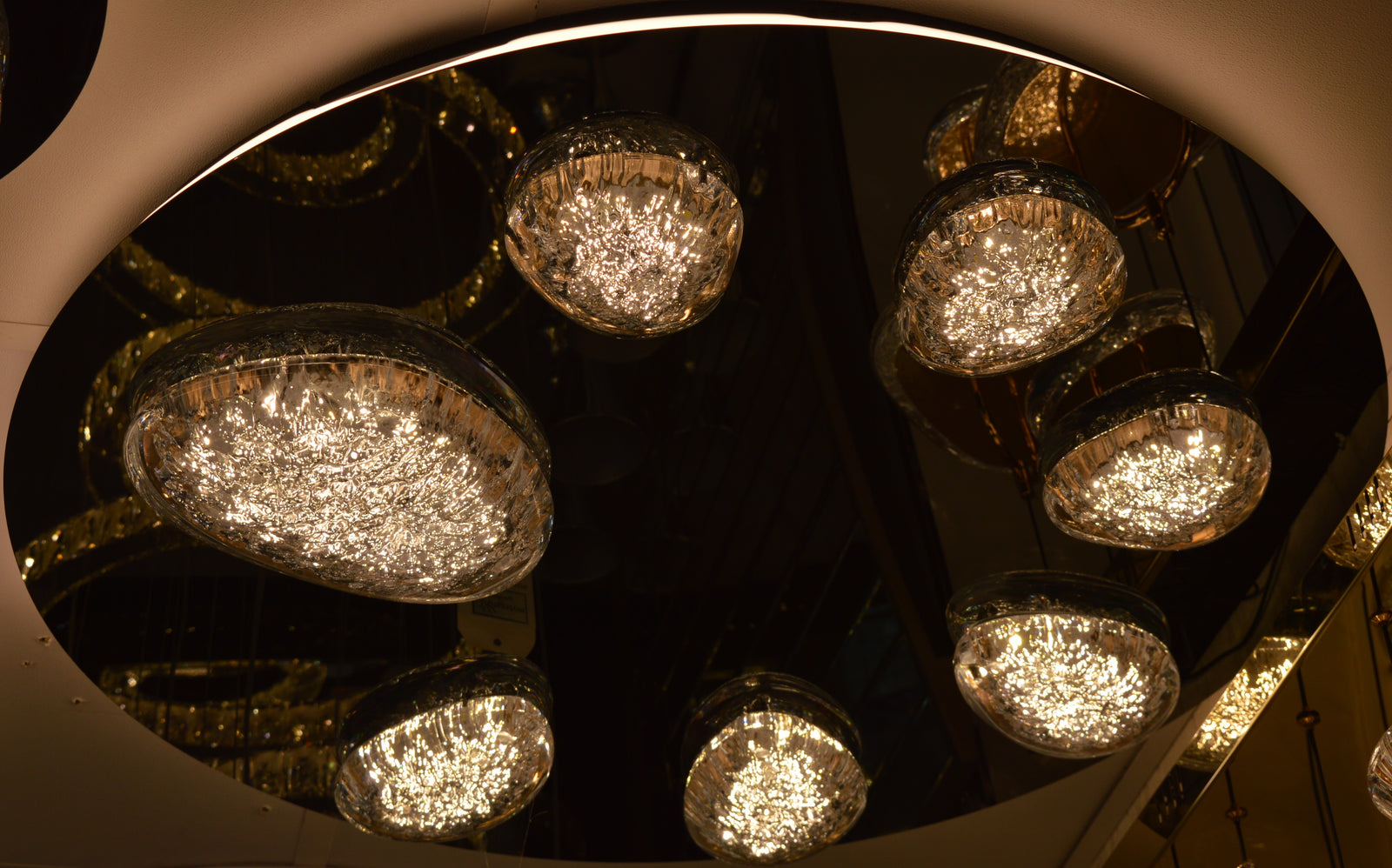 Modern Circular LED Disc Ceiling Light – 3 Sizes – Colour Changing & Dimmable