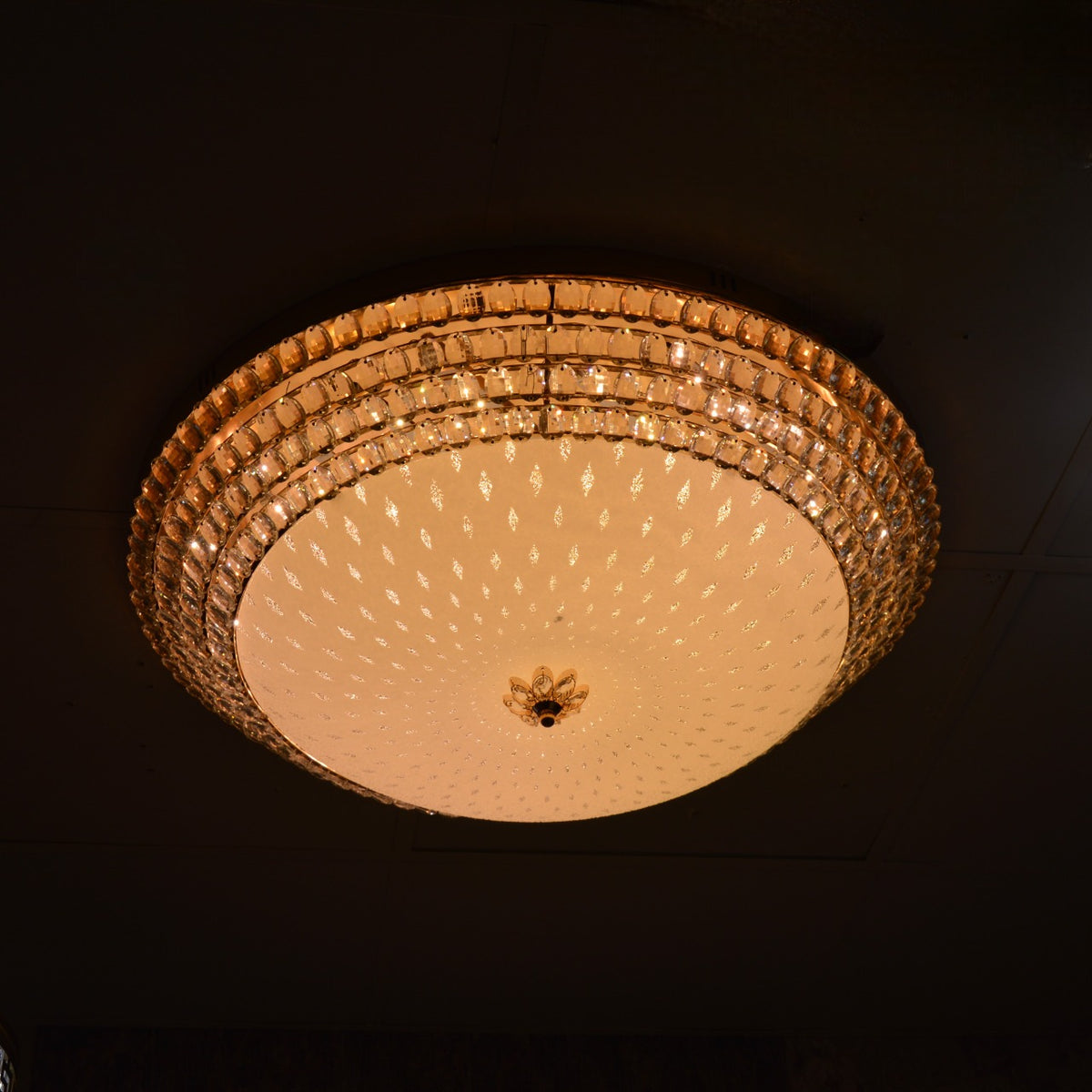 Luxury Crystal LED Flush Mount Ceiling Light Gold Round