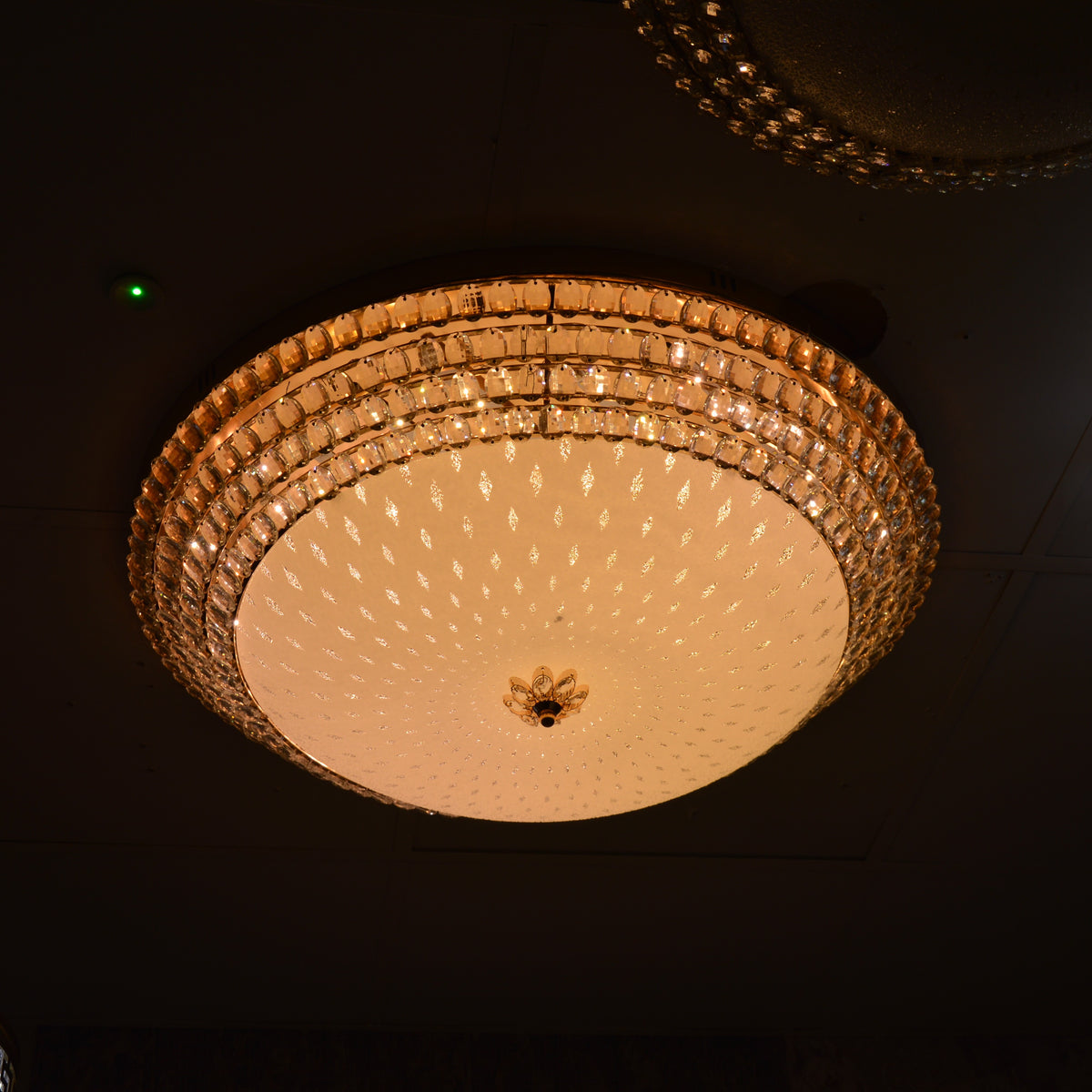 Luxury Crystal LED Flush Mount Ceiling Light Gold Round