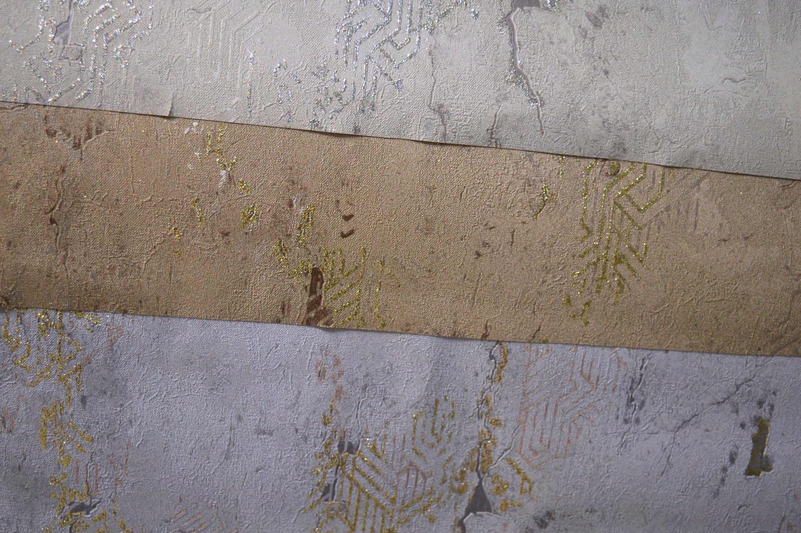 Modern Home Glitter Double Width wallpaper in 3 different colours-15mtr Length and 1mtr Width-GT11704,07 & 08