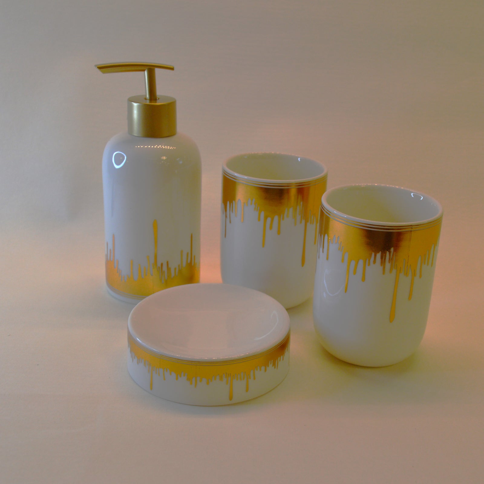 Bathroom Accessories Set, 4 Piece Ceramic & Resin Bath Accessory Set Includes 2Pcs Toothbrush Holder/Tumbler, Liquid Soap or Lotion Dispenser & Soap Dish Bathroom Storage