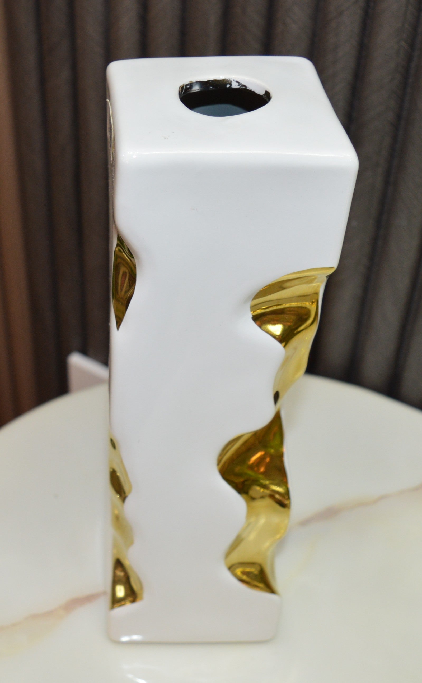 Gold-seamed White Vase Kintsugi-inspired Ceramic Pottery Home Decor