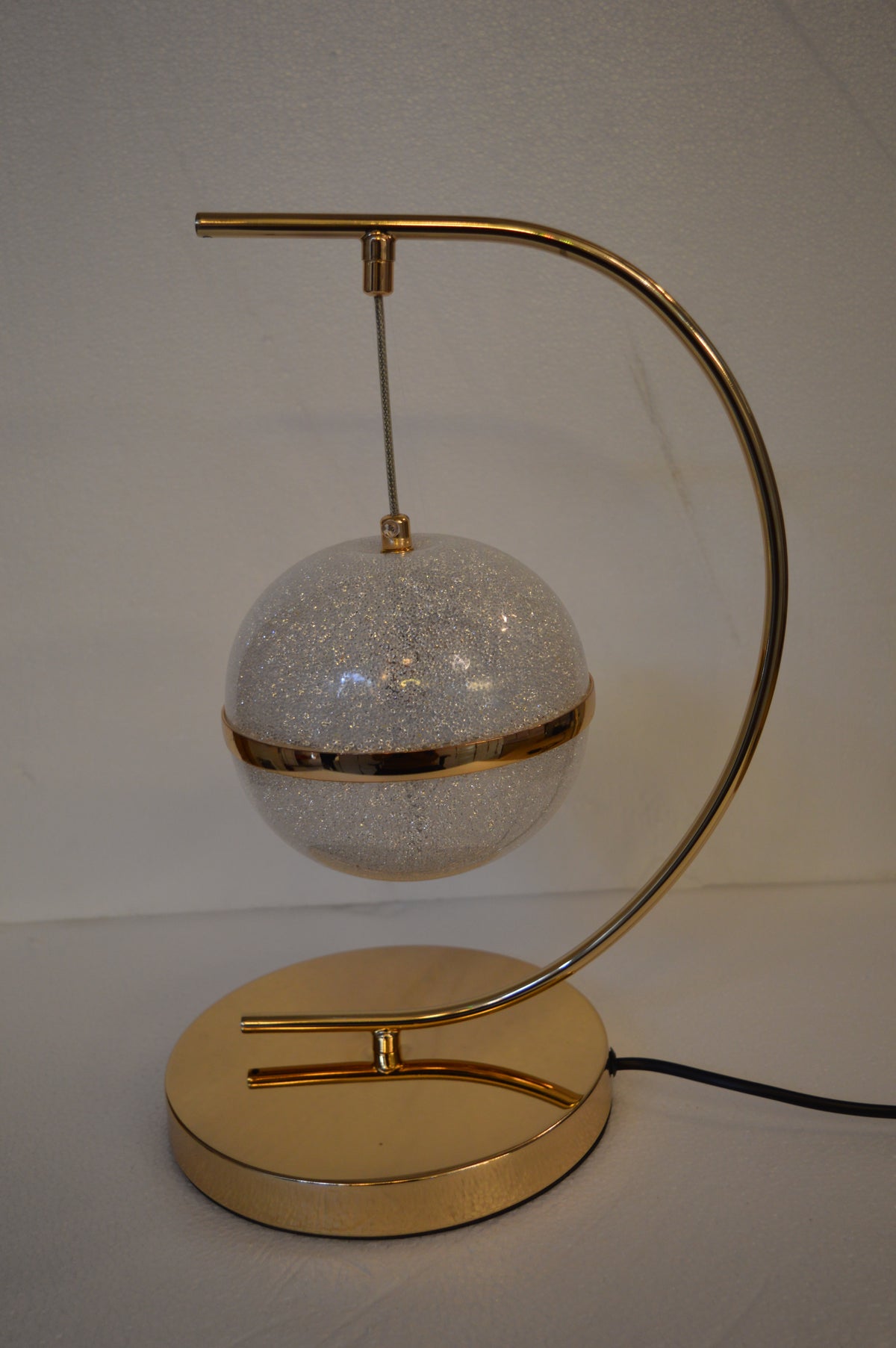 Luxury Gold Circular Crystal LED Table Lamp Modern Ring Bedside Floor Lamp Home