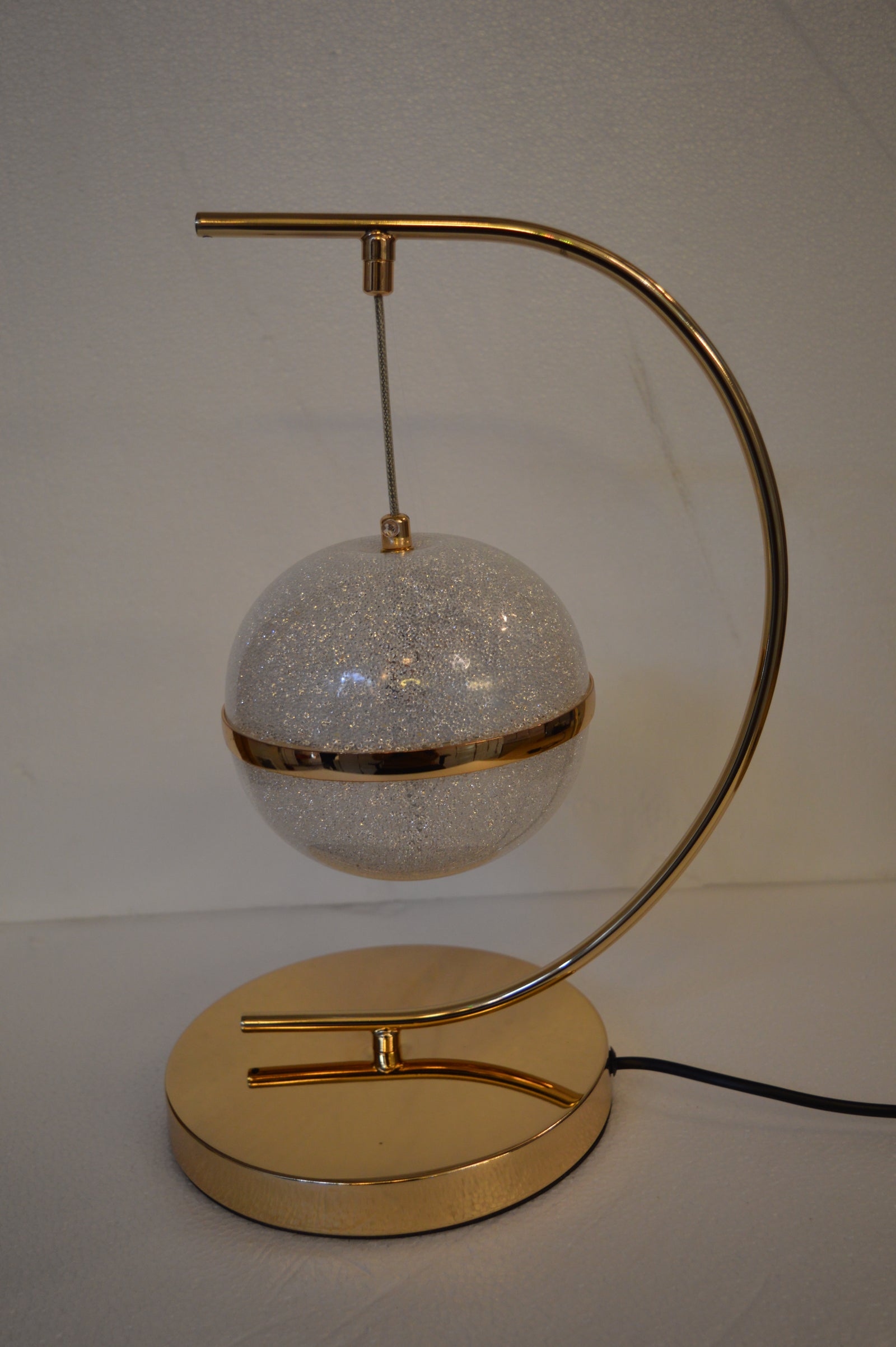 Luxury Gold Circular Crystal LED Table Lamp Modern Ring Bedside Floor Lamp Home