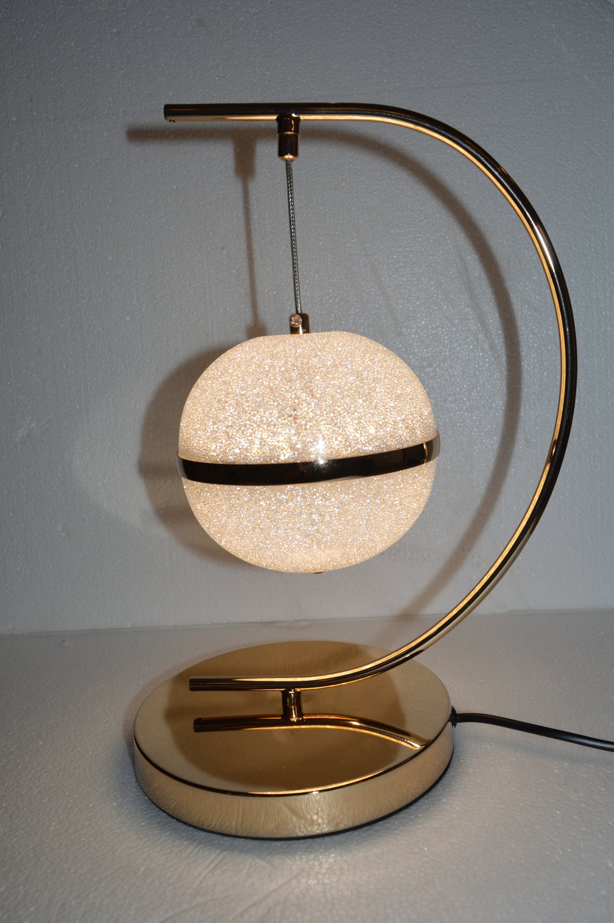 Luxury Gold Circular Crystal LED Table Lamp Modern Ring Bedside Floor Lamp Home