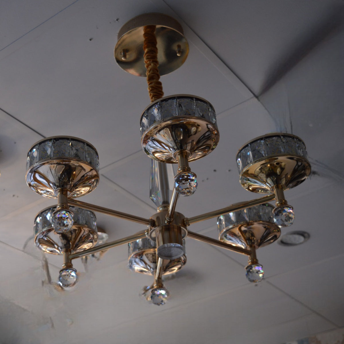 Crystallic Glitter Chandelier with colour changing feature in Gold / Silver-2126