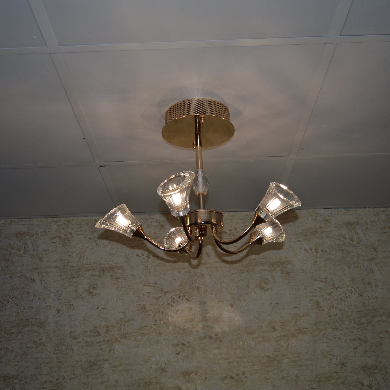 Luxury Crystal Glass Ceiling Chandelier – Modern LED Pendant 02 Colour 02 Size