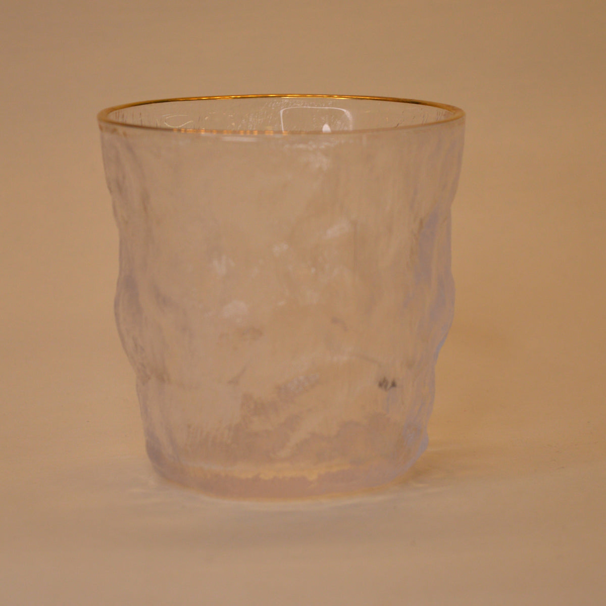 Wavy Bowls with gold edge in two different sizes with matching set of 6pcs glasses