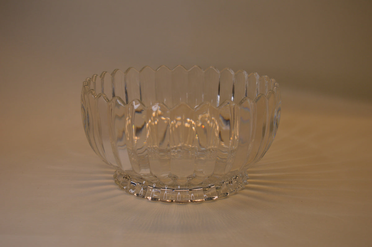 Revolving Crystal Bowl Stand for Fruits Vegetables Baskets Creative Fruit Dish Basket Luxurious Fruit Basket/Bowl