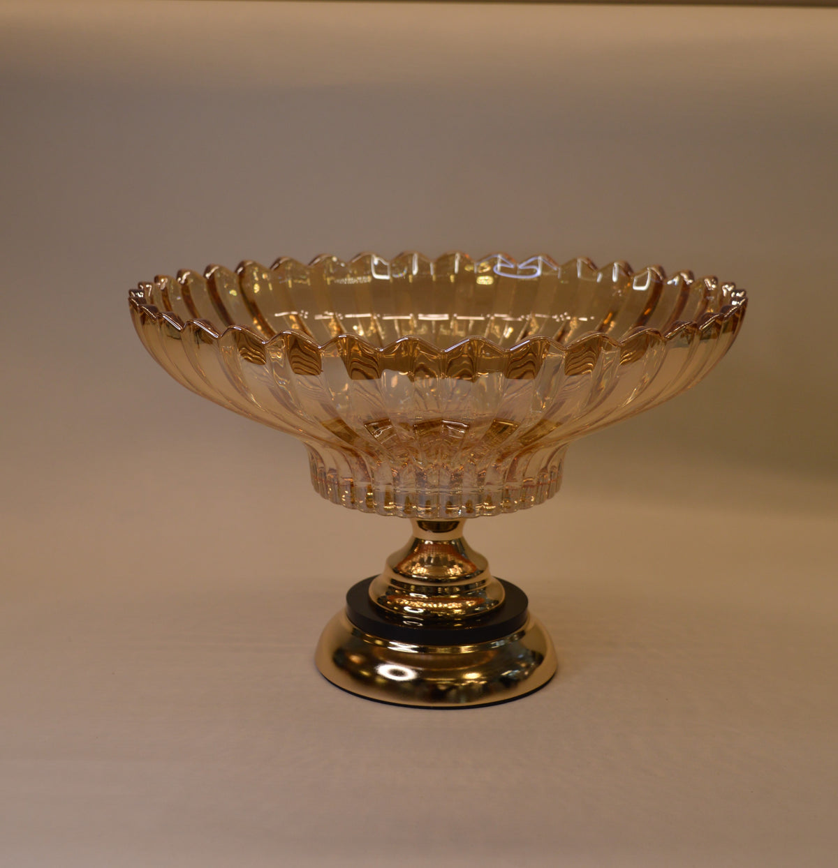 Revolving Crystal Bowl Stand for Fruits Vegetables Baskets Creative Fruit Dish Basket Luxurious Fruit Basket/Bowl